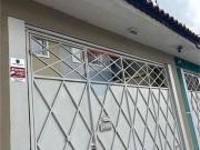 200 Área Útil Casa Alugar, 4 Dormitórios localizado em...