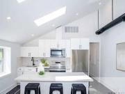 200 Munro Street 03 Toronto ON M4M 2C2 2 Bedroom...