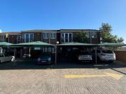 200m2 fantastic location 4 bays h.