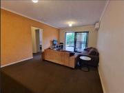 200M TO UQ FURNISHED + AIR CON