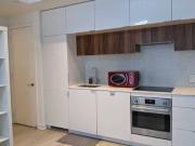 201 185 Roehampton Avenue