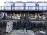 201 212 Avenue E, Vancouver, BC, V5N 3B9 house for lease...