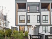 201 715 Ducklow Street