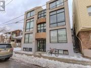 201 873 Broadview Avenue, Toronto, ON, M4K 2P9...