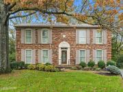 201 Lanark Pl, Louisville, KY 40243
