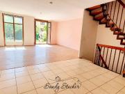 201 m² Wohn & Nutzfläche + 6 Zimmer = vielseitige...