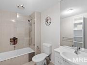 202/22 Kavanagh Street, Southbank