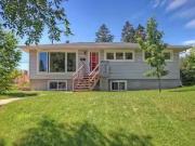 2027 37 Street Sw, Calgary, AB, T3E 3A5 house for sale List.