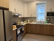 202 643 Bathurst Street