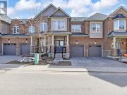 202 Harding Park Street, Newmarket, ON, L3Y 0E3 house...