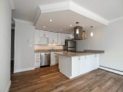 2035 Barclay Street, Vancouver, BC V6G 1L6 MetCap Living