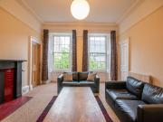 2035L Lutton Place, Edinburgh, EH8 9PD