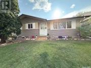 203 Winnipeg Avenue N, Saskatoon, SK, S7L 3P3 house for...