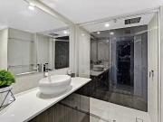 20/43 Enderley Avenue, Surfers Paradise, QLD 4217