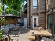 204 2410 Cornwall Avenue Vancouver, British Columbia