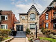 204 70 Melbourne Avenue