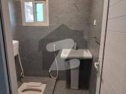 2050 Square Feet Flat For sale In Beautiful Clifton Block 4