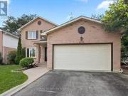 2054 Hunters Wood Drive, Burlington, ON, L7M 2V1 house...
