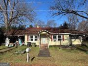 205 Elm St, Washington, GA 30673