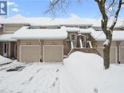205 Highland Crescent Unit# 32, Kitchener, ON, N2M 5L7...