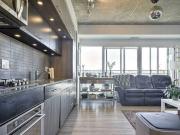 205 Manning Avenue 213 Toronto ON M6J 1V5 2 Bedroom...