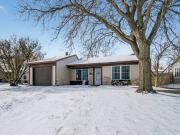 20618 S Driftwood Dr, Frankfort, IL 60423