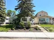 2065 Queen Street, Regina, SK, S4T 4C2 house for sale Listi.