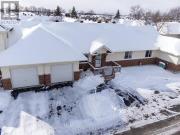 206 Oak Leaf Private, Ottawa, ON, K0A 2Z0 townhouse for...