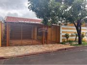 207 Área Útil Casa Alugar, 4 Dormitórios localizado em...