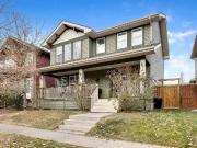 208 Prestwick Manor SE, Calgary, AB T2Z 4S5 House For...