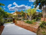 208 Walsh Street, EAST ALBURY House for rent Listed by...