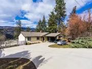 2094 Tomat Avenue, Kelowna, BC, V1Z 3J2 house for sale List.