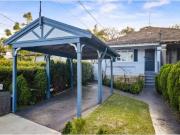 20 Burns Crescent, Chiswick House for rent Listed by...