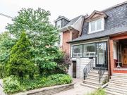 20 Golden Avenue Toronto ONTARIO M6R 2J4 Studio...