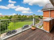 20 Hawthorn House, Farmleigh Wood, Castleknock, Dublin...
