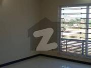 20 marla beautiful new ground portion available for rent