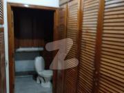 20 Marla Elegant And Fully Maintained Bungalow Is...