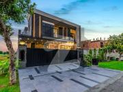 20 marla owner build solid house for sale near dha lhr...