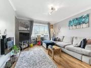 20, Reedsdale Avenue, Gildersome, Morley, Leeds, LS27 7JE