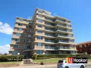 SPACIOUS TWO BEDROOM APARTMENT DIRECTLY OPPOSITE THE BEACH!