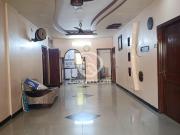 2100 Ft² Flat for Rent