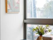 Perfectly positioned, well furnished 2 Bedroom Apartment... Perfectly positioned, well furnished 2 Bedroom Apartment...