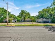 2104 SE California Ave, Topeka, KS 66605