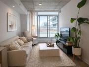 210 665 Queen Street E