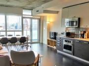210 Simcoe Street 1811 Toronto ON M5T 0A9 2 Bedroom...