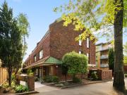 2/110 Albert Street, East Melbourne VIC 3002 Townhouse...