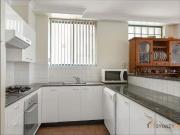 Large North Facing Apartment, City Views & Entertainers...