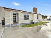 2/11 Maxwell Place, Devonport TAS