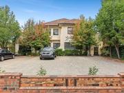 2/122A North Road, Brighton, VIC 3186