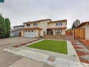 2127 2 Commodore Dr